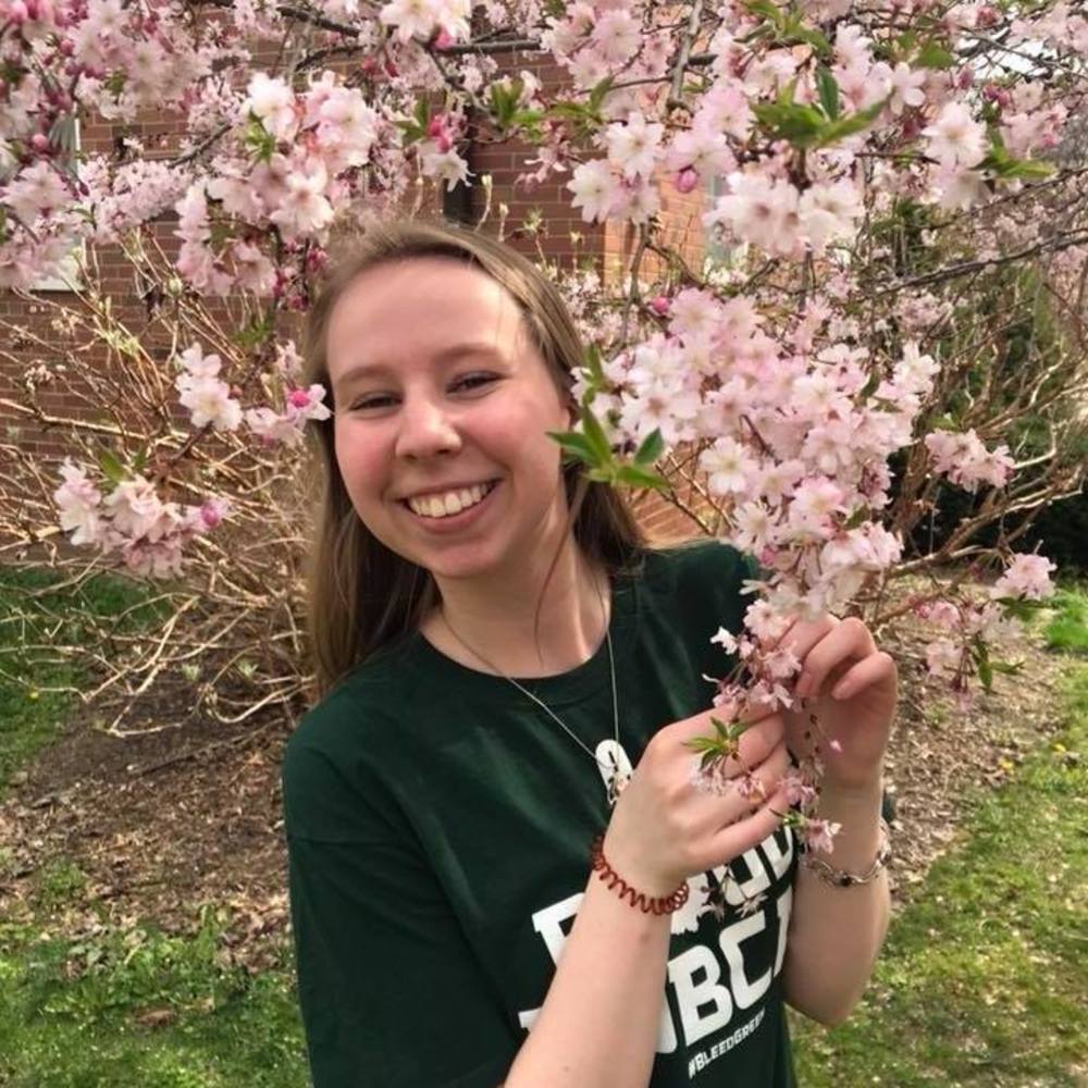 Meet your Posher, Andrea